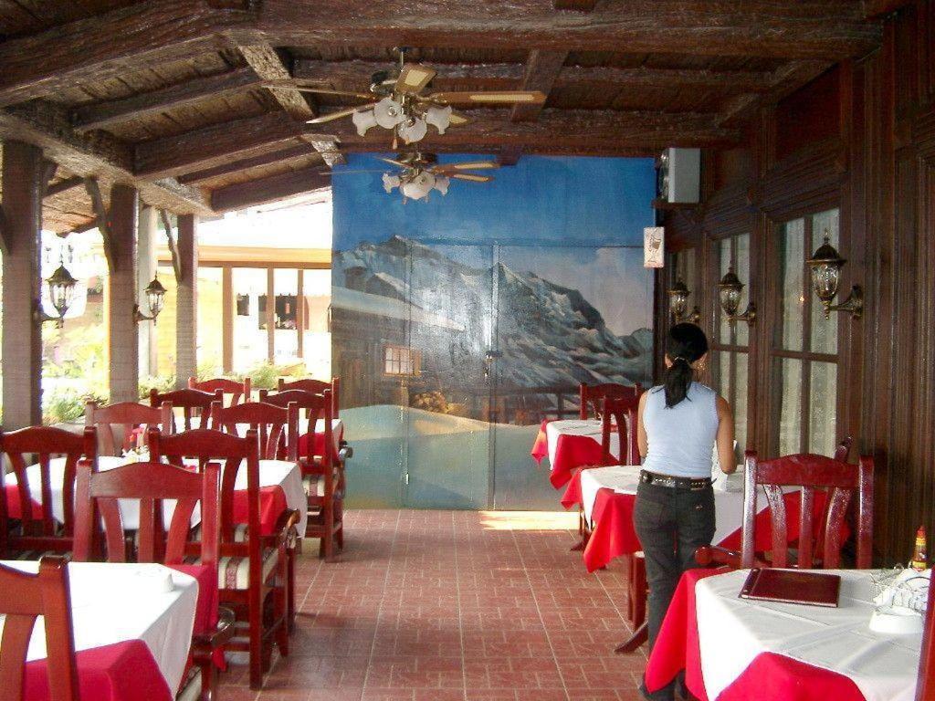 Swiss Chalet Ángeles Extérieur photo